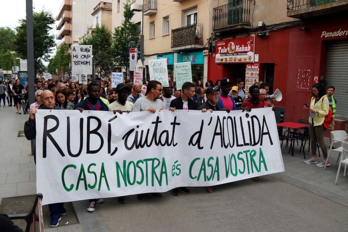 Una manifestació de Rubí Acull, l'any 2019