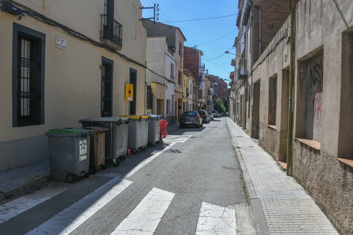 S'amplia la zona de vorera dels carrers Magallanes i Sant Josep