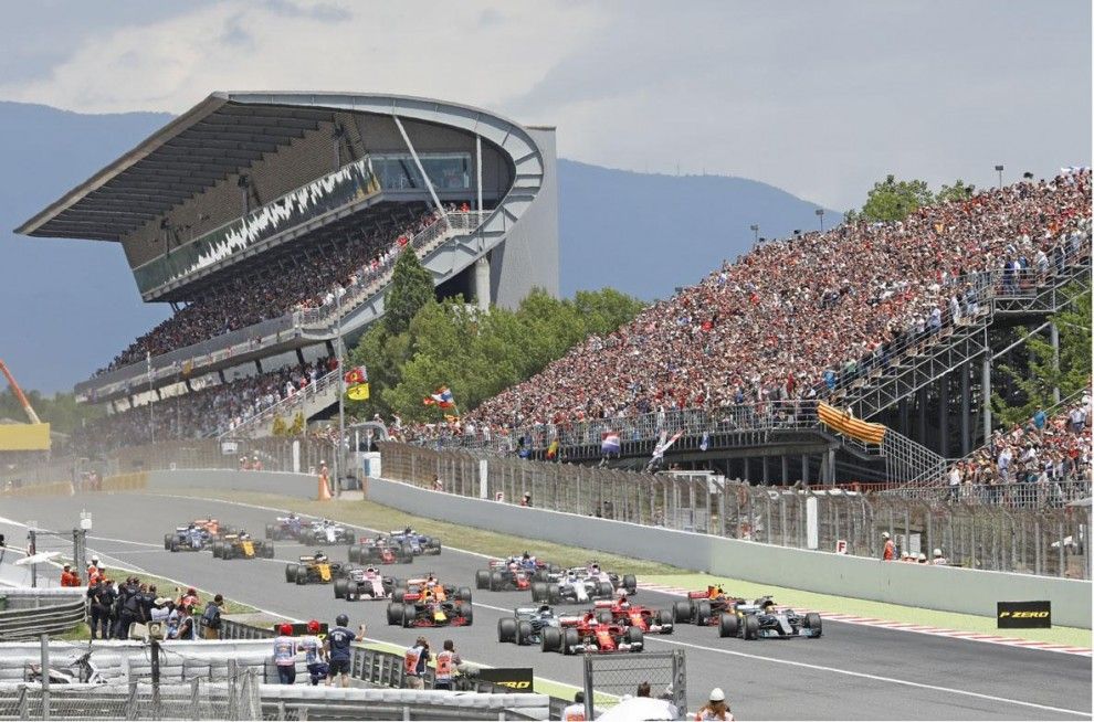Aspecte que oferia el Circuit de Barcelona-Catalunya durant un Gran Premi de F1.