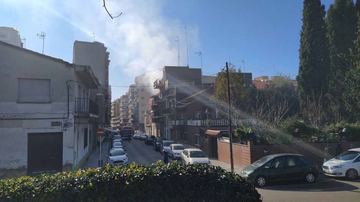 Incendi a una casa del carrer Víctor Balaguer